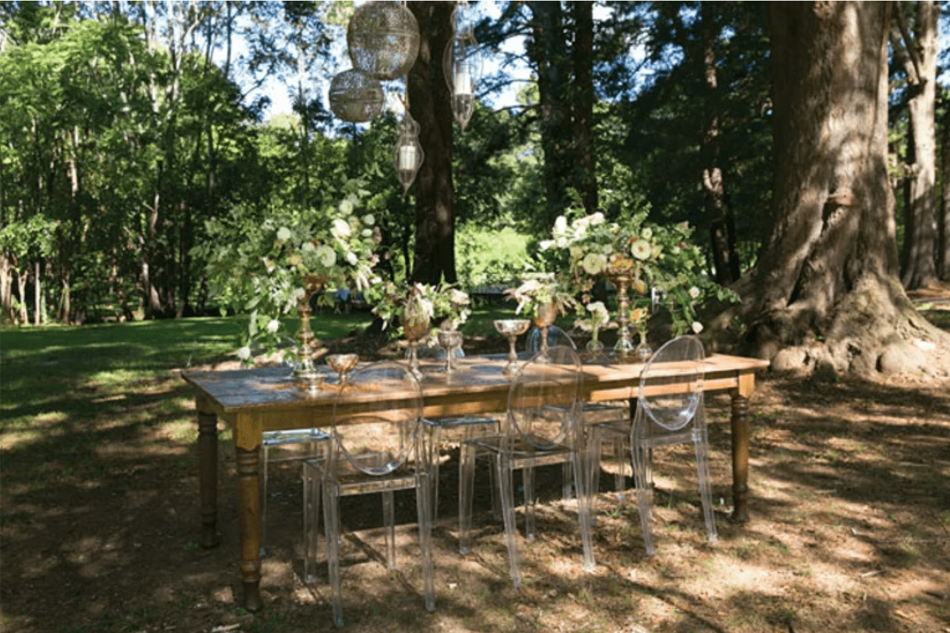 Hanging Sphere Candle Holder