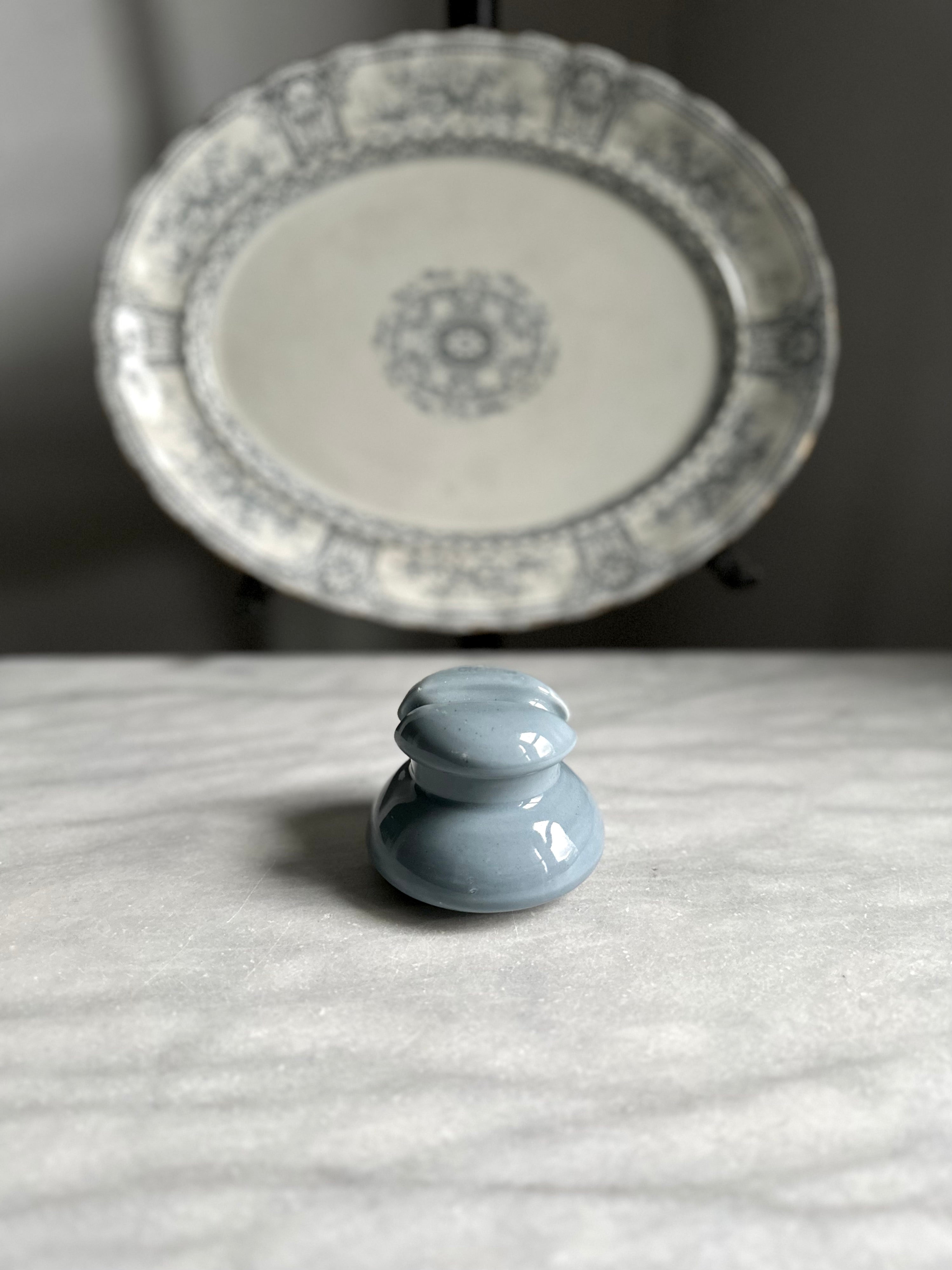 Vintage HESCHO Insulator