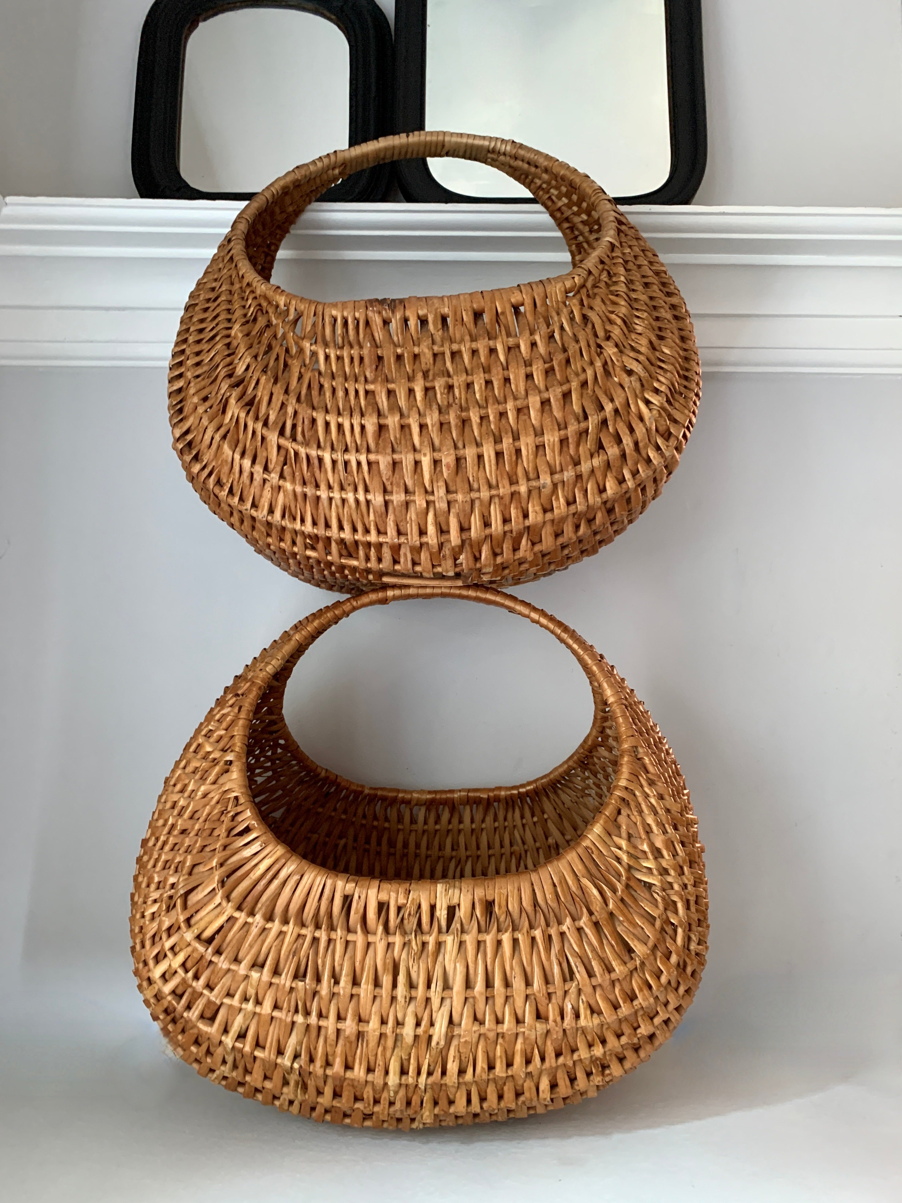 Vintage French Basket, 8/10