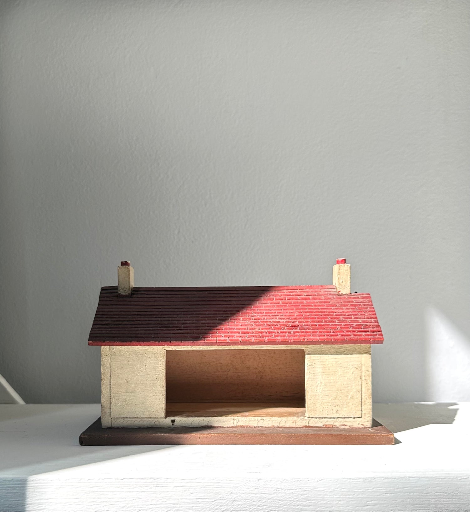 Vintage Toy Station House