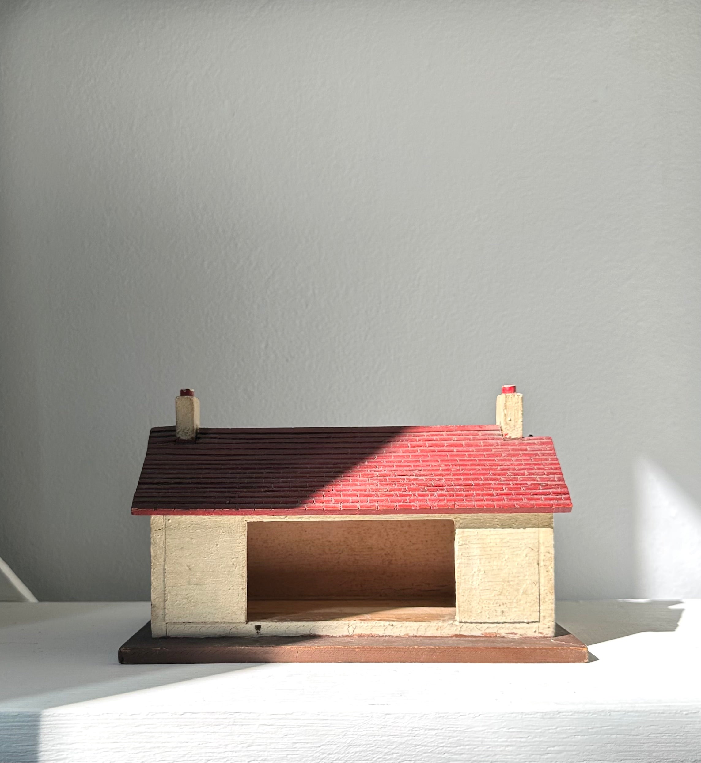 Vintage Toy Station House