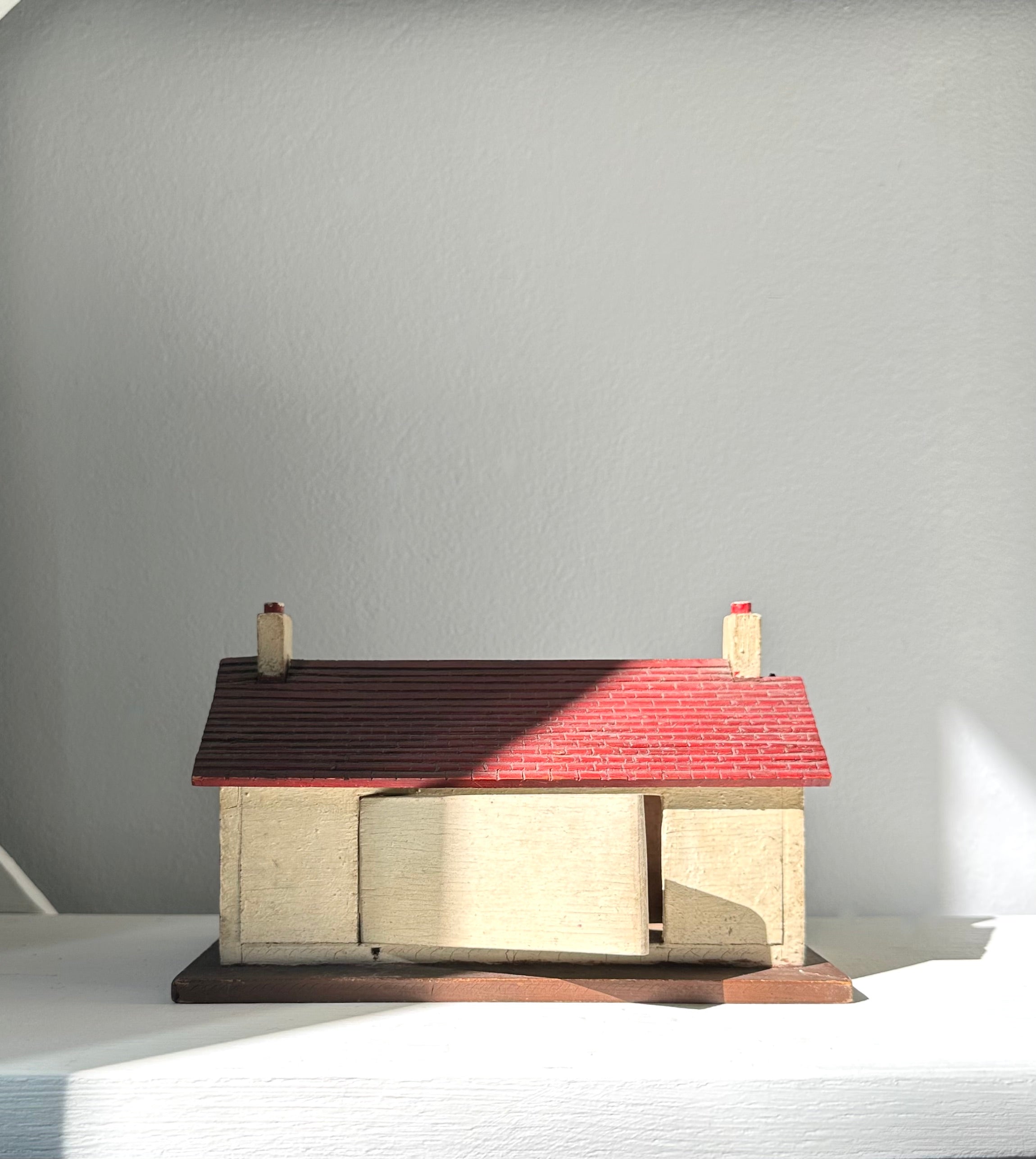 Vintage Toy Station House