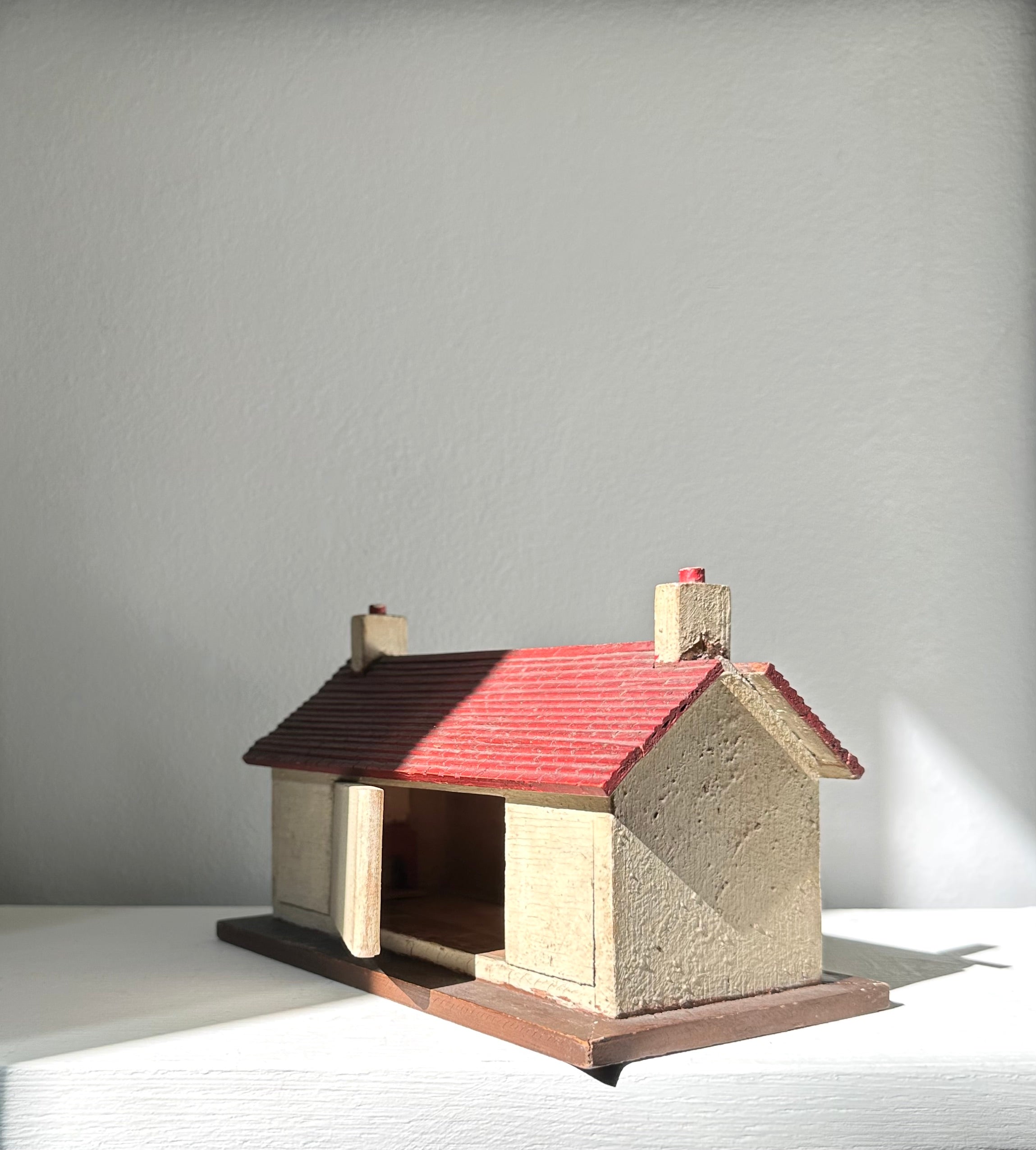Vintage Toy Station House