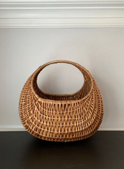 Vintage French Basket, 9/10